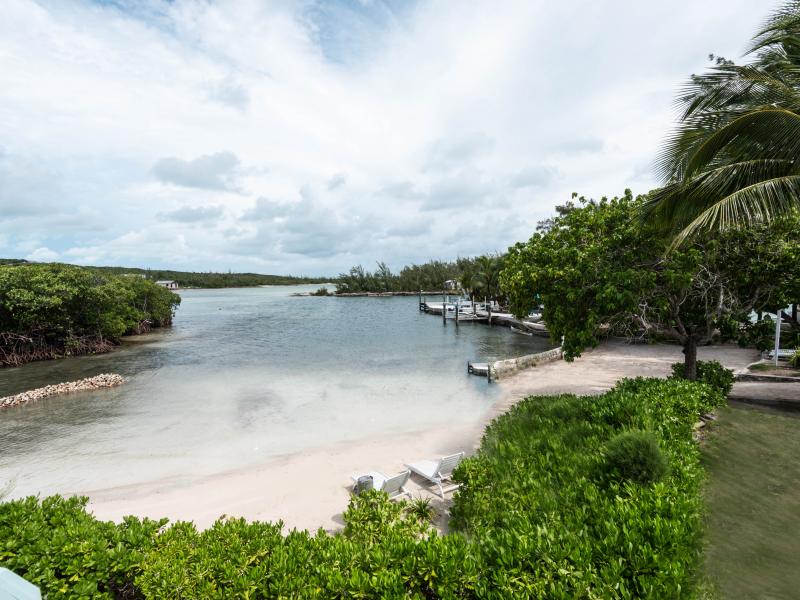 Middle Cay Private Island , Harbour Island 
