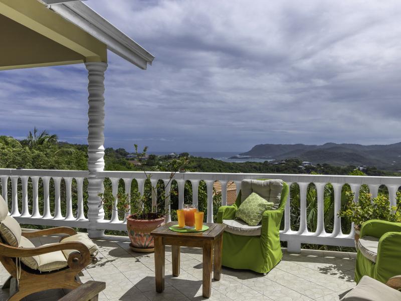 Villa Decaj , Cap Estate 