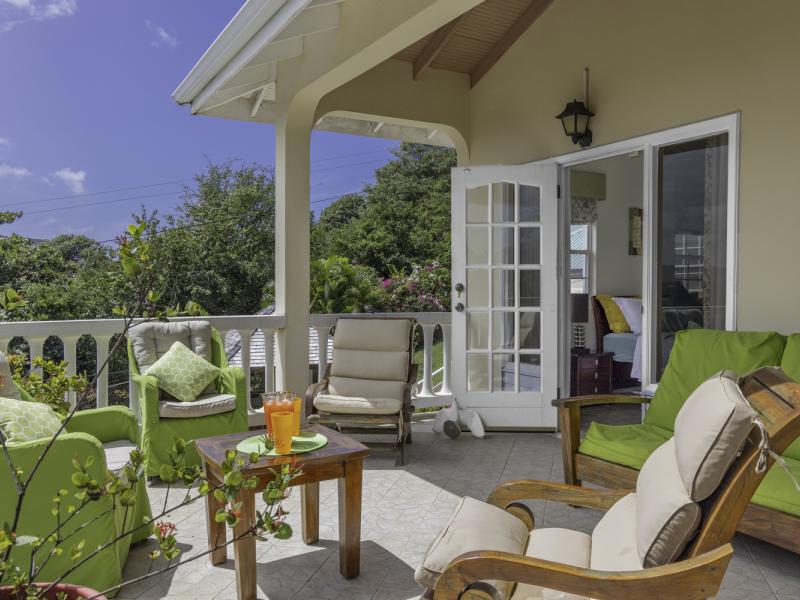 Villa Decaj , Cap Estate 