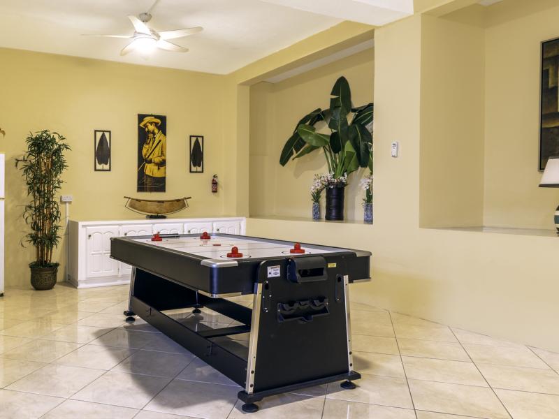 Villa Decaj , Cap Estate 