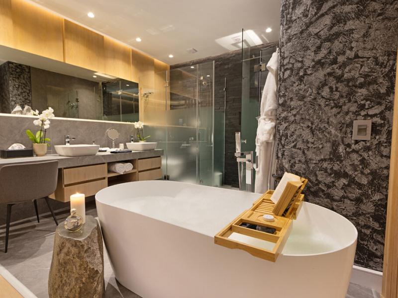 Hollywood Mansion , Cape Town 