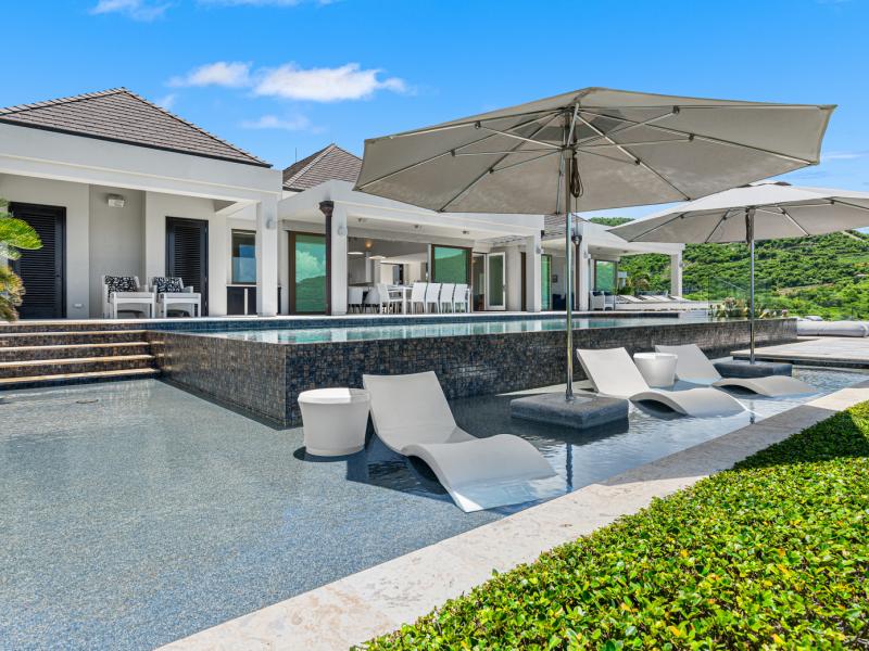 Nora Hazel Estate Villas , Tortola 