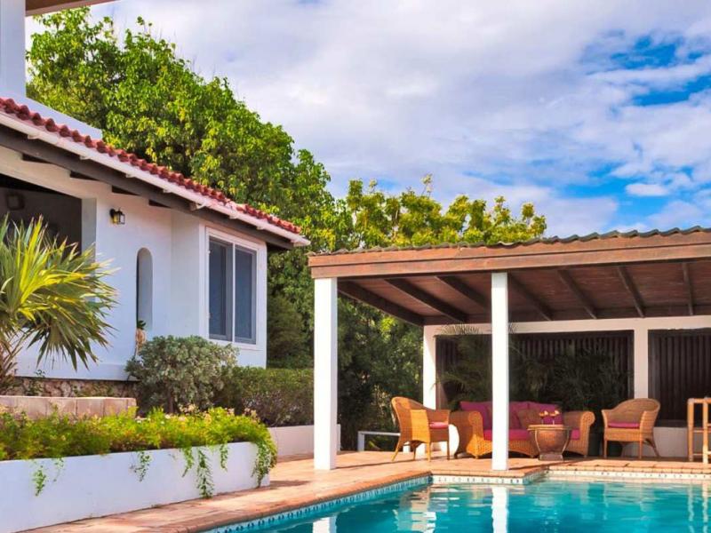 Zenaida Beach & Tennis Estate , Sandy Hill 