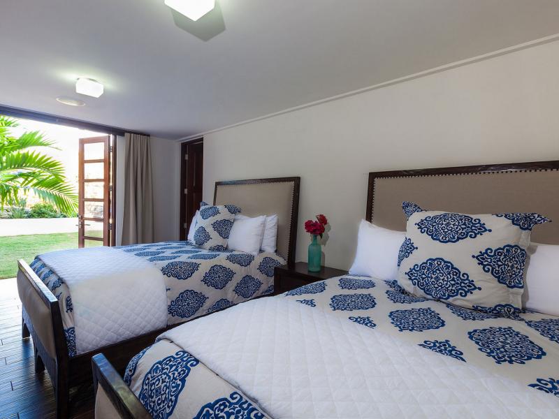 Villa Nevaeh Estate , Long Bay 