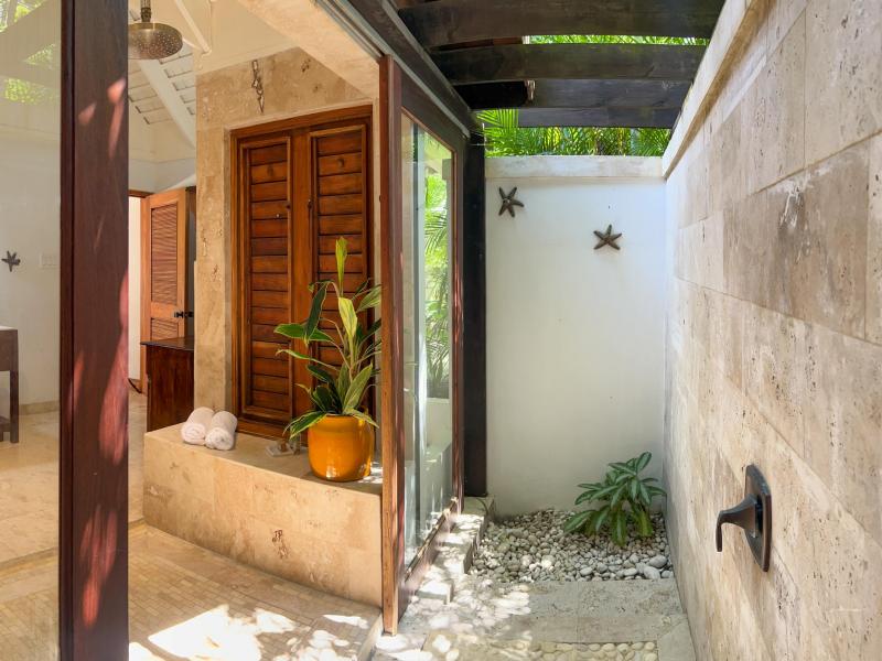 Karma Bay , Montego Bay 