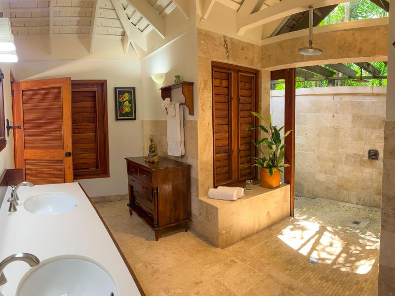 Karma Bay , Montego Bay 