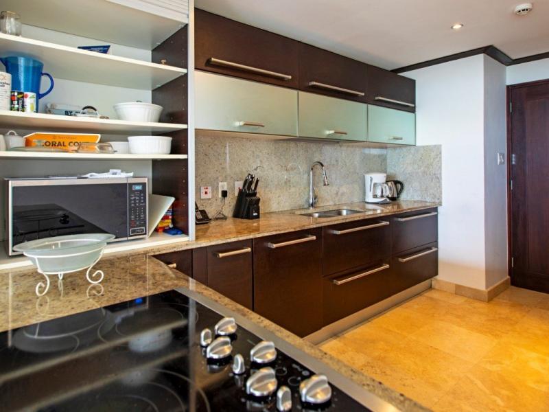 Coral Cove 1 - Beachfront , Beachfront villas Barbados , Coral Cove , Paynes Bay , St James , West Coast Barbados 