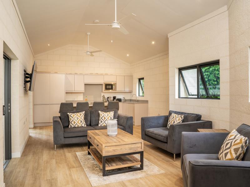 Parnassus Cottage , Holetown , Sandy Lane Estate , West Coast Barbados 