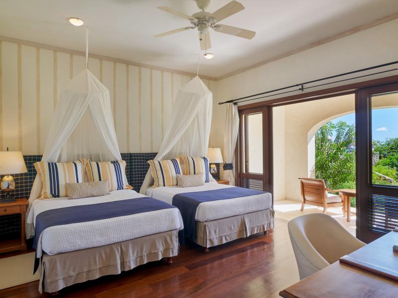 Big Blue Ocean Villa , Charlstown 