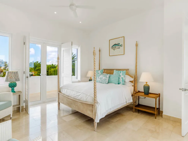 Ocean Pearl , Rendezvous Bay 