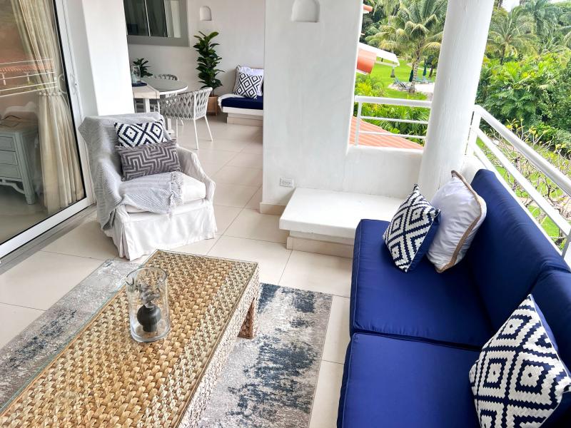 Glitter Bay 302 - Bikini Bottom , Beachfront villas Barbados , Glitter Bay , Porters , St James , West Coast Barbados 