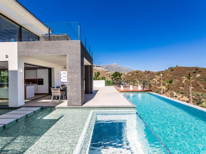 Running Waters , Benahavis , La Quinta , Marbella 