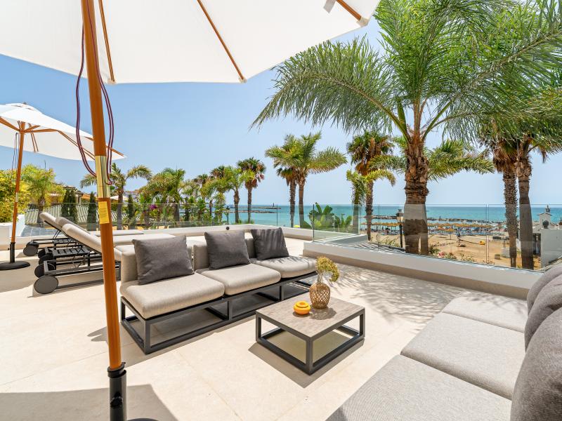 Villa Playa Banus , Puerto Banus 