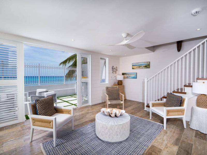 Sea Breeze Beach Villa , Beachfront villas Barbados , Fitts Village , St James , West Coast Barbados 