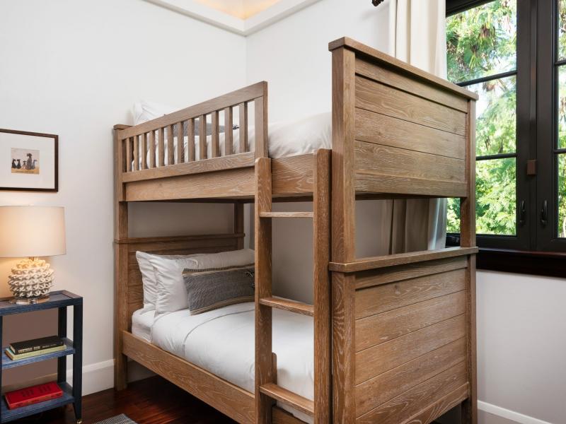 Saving Grace , Grace Bay 