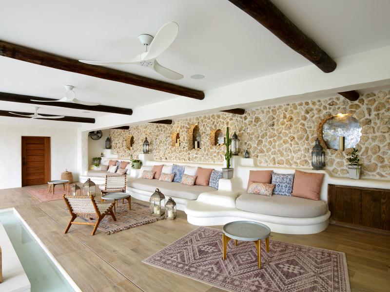 Tara House , Speightstown , St Peter , West Coast Barbados 