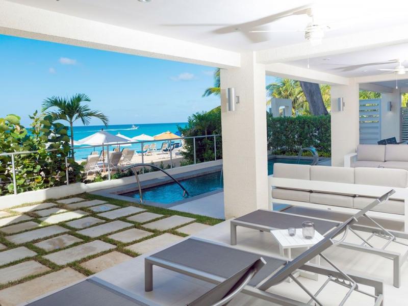 The Villa at The St James , Beachfront villas Barbados , Paynes Bay , St James 