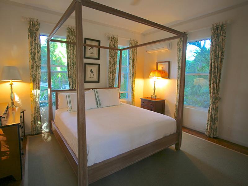 Serendip Cove Private Estate , Lyford Cay , Nassau 