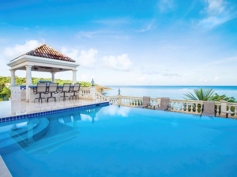 Villa Sandcastle , Lime Stone Bay 