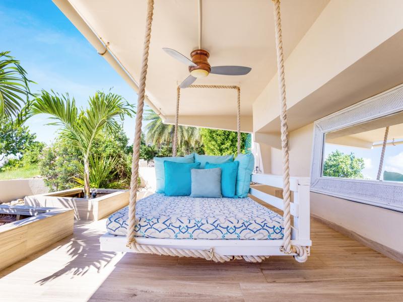 Villa Sandcastle , Lime Stone Bay 