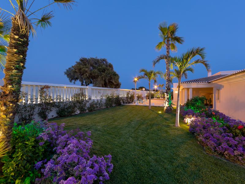 Villa Hibiscus - Vila Vita Parc Collection , Algarve , Western Algarve 