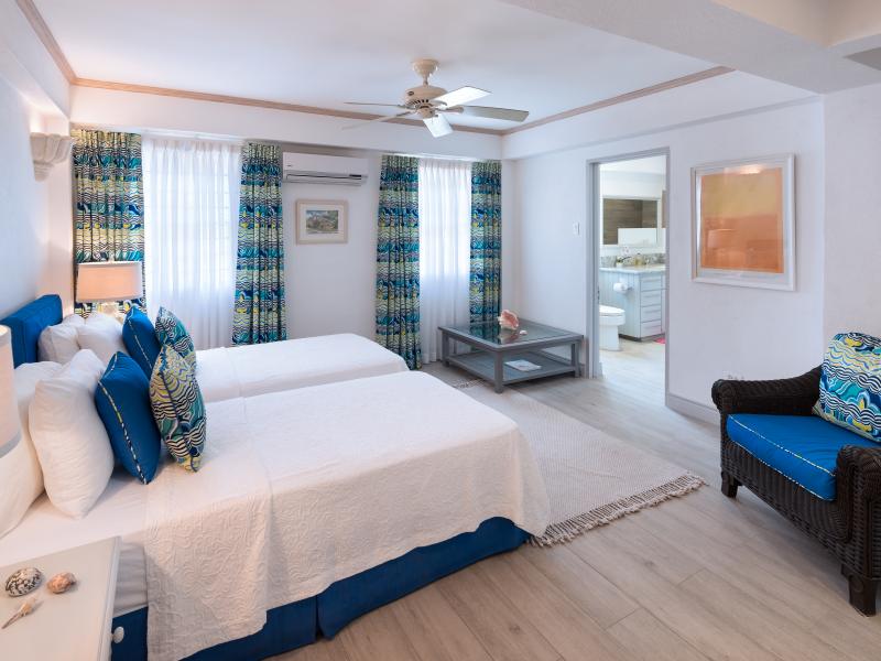 Westshore Beach House , Beachfront villas Barbados , Speightstown , St Peter , West Coast Barbados 