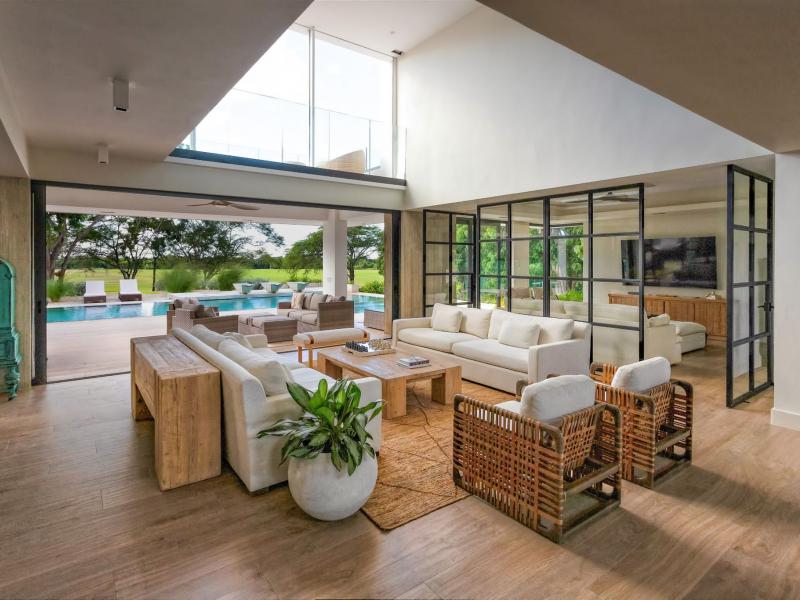 Villa Polos , Casa de Campo 