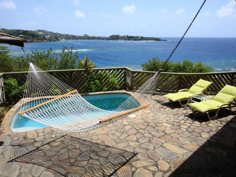 Young Island - St Vincent & The Grenadines , Young Island 