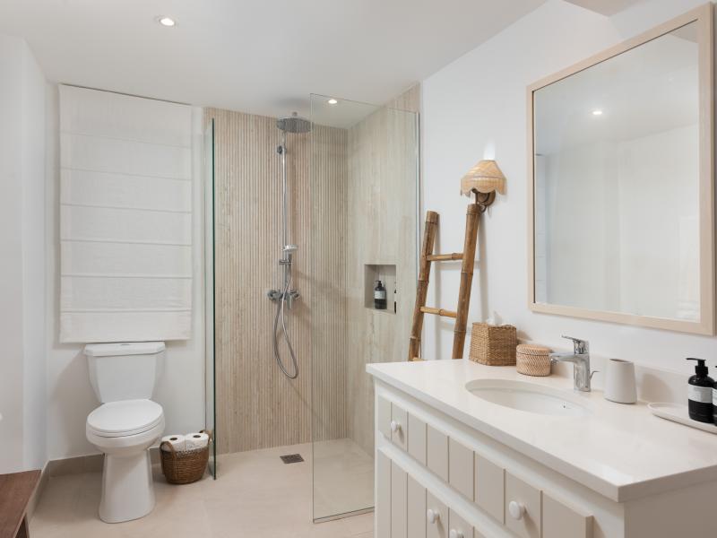 Coral Cove 7 - Sunset , Beachfront villas Barbados , Coral Cove , Paynes Bay , St James , West Coast Barbados 