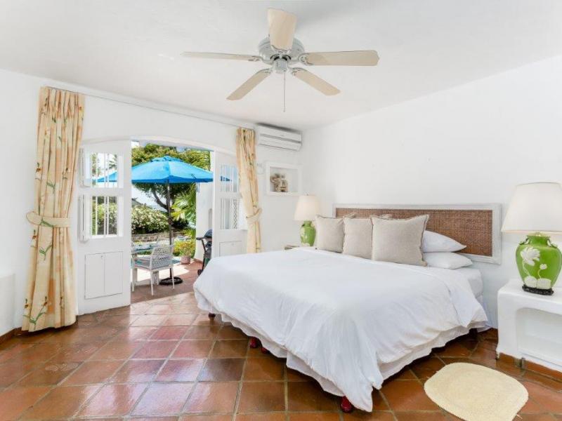 Merlin Bay Villa - Hibiscus , Beachfront villas Barbados , Merlin Bay , St James , The Garden, Barbados , West Coast Barbados 