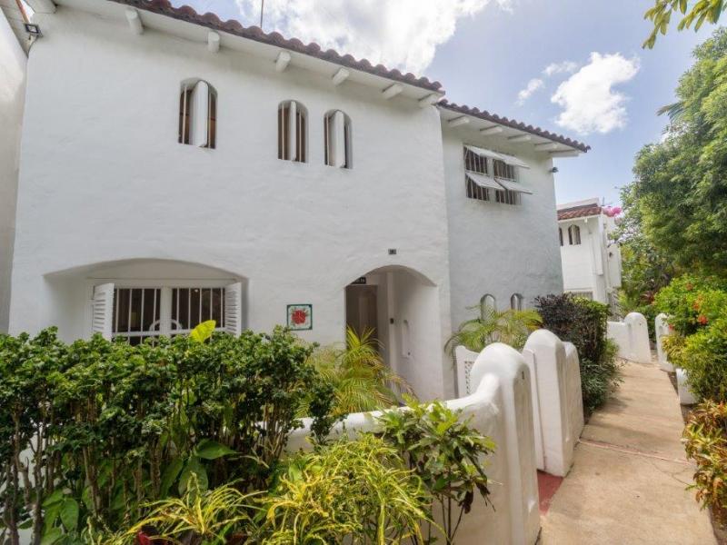 Merlin Bay Villa - Hibiscus , Beachfront villas Barbados , Merlin Bay , St James , The Garden, Barbados , West Coast Barbados 