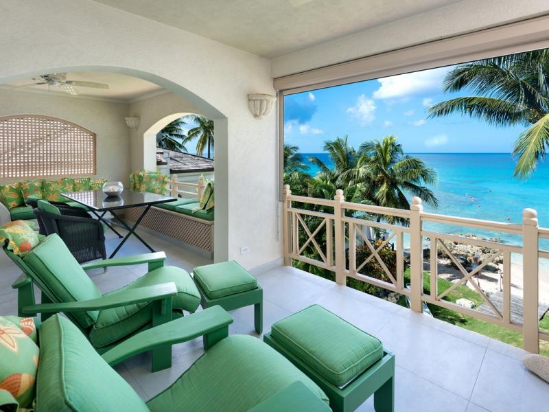 Reeds House 1 Beachfront Penthouse , Beachfront villas Barbados , Reeds Bay , Reeds House , St James , West Coast Barbados 