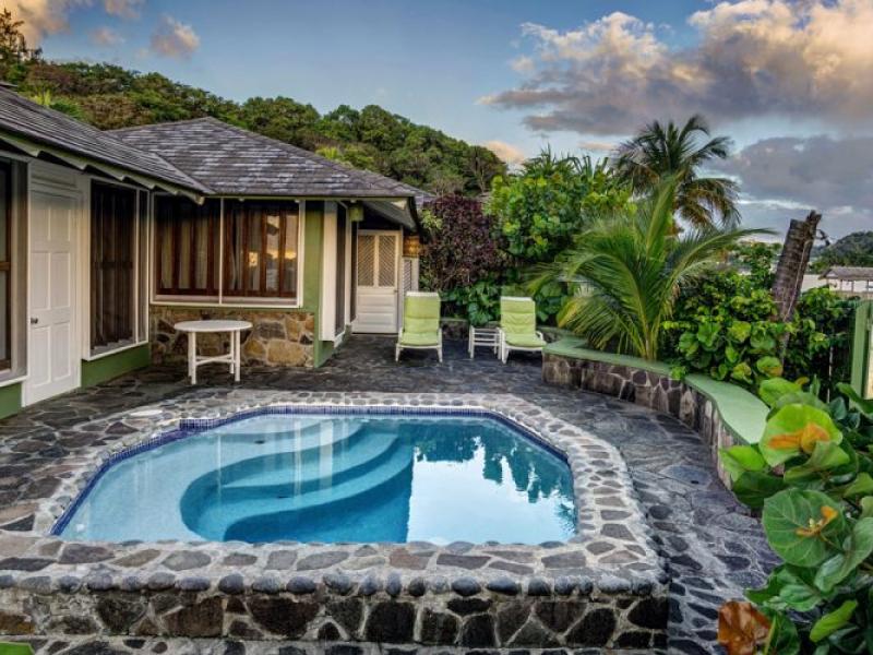 Young Island - St Vincent & The Grenadines , Young Island 