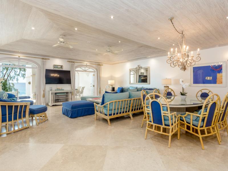 Hallidays at Old Trees , Beachfront villas Barbados , Old Trees , Paynes Bay , St James , West Coast Barbados 