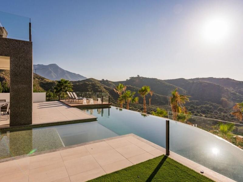 Running Waters , Benahavis , La Quinta , Marbella 