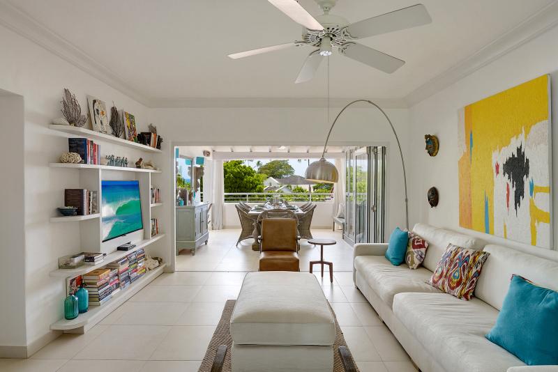 Glitter Bay 303 - Emerald Suite