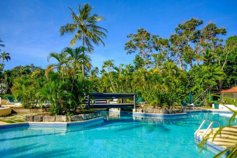 Glitter Bay 202 - Serenity Glitter Bay 202 - Serenity