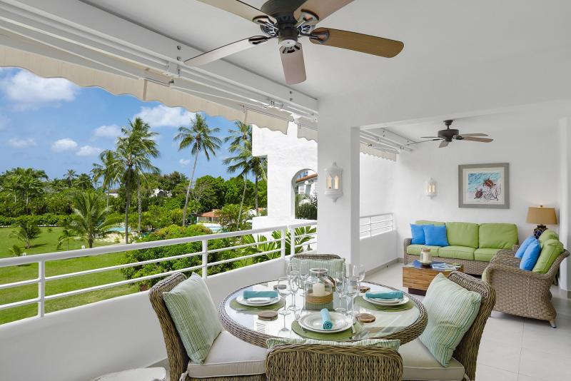 Glitter Bay 312 - Shells Glitter Bay 312 - Shells