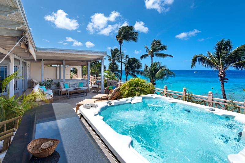 Reeds House 14 - Beachfront Penthouse Reeds House 14 - Beachfront Penthouse