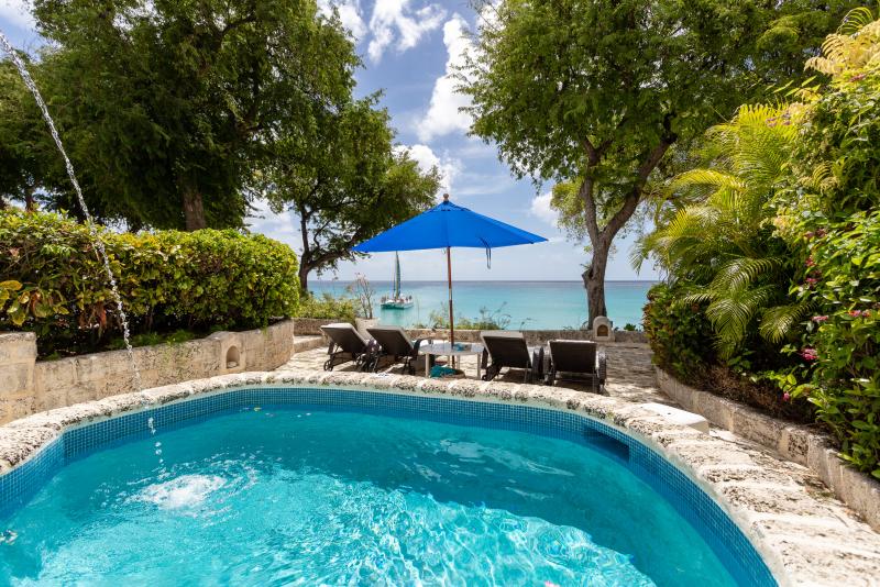 Merlin Bay Villas - Eden On The Sea Merlin Bay Villas - Eden On The Sea